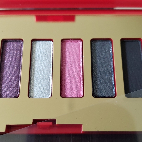 Estee Lauder New Eye Shadow Palette - Picture 3 of 8